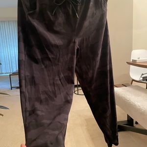 Lululemon Joggers